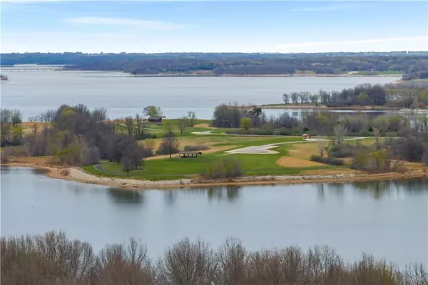 15423 N Mount Olivet RD, Smithville, MO 64089