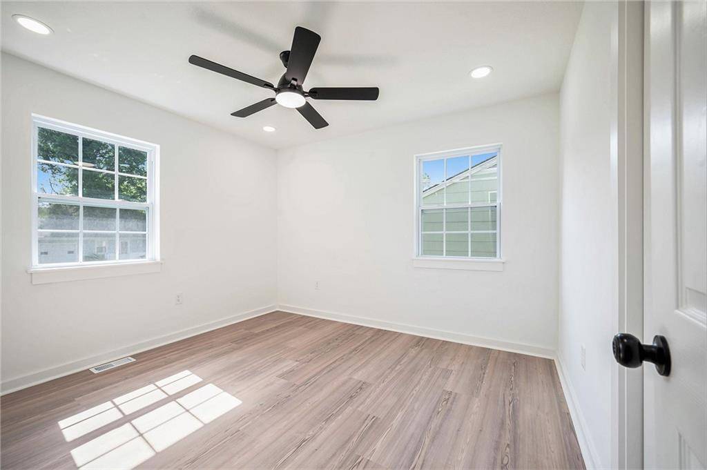 Independence, MO 64050,714 N Rogers ST