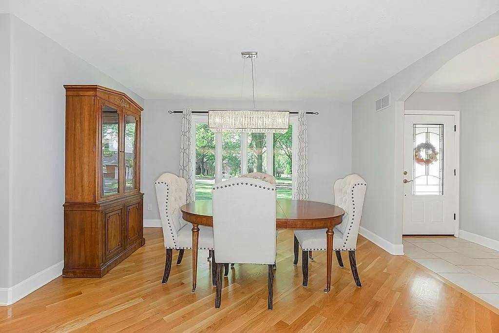 Overland Park, KS 66212,7700 W 100TH TER