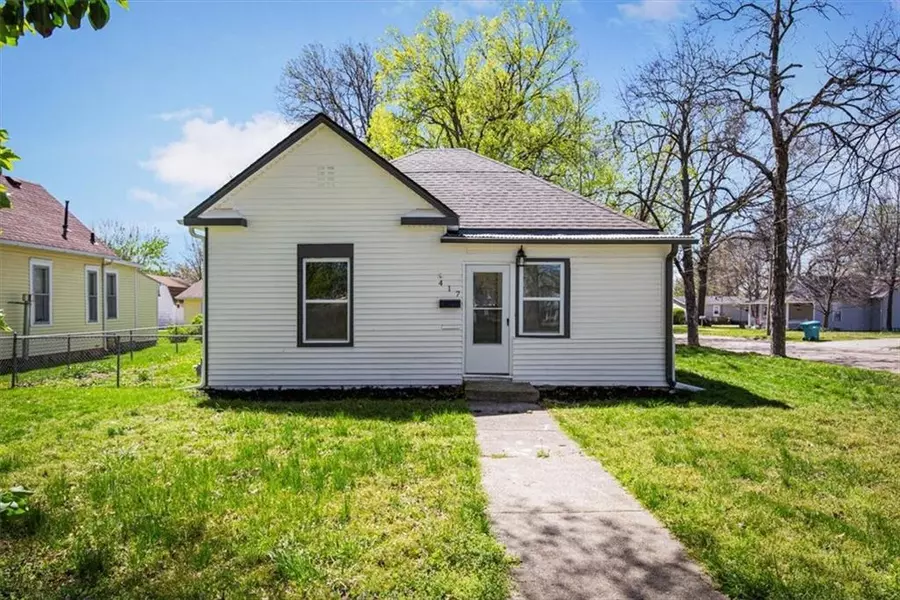 417 Martin AVE, Osawatomie, KS 66064
