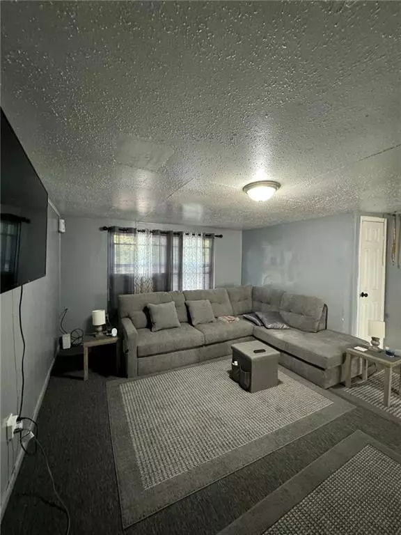 1123 S Haden ST,  Independence,  MO 64050