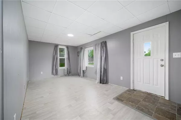 Plattsburg, MO 64477,405 S Walnut ST