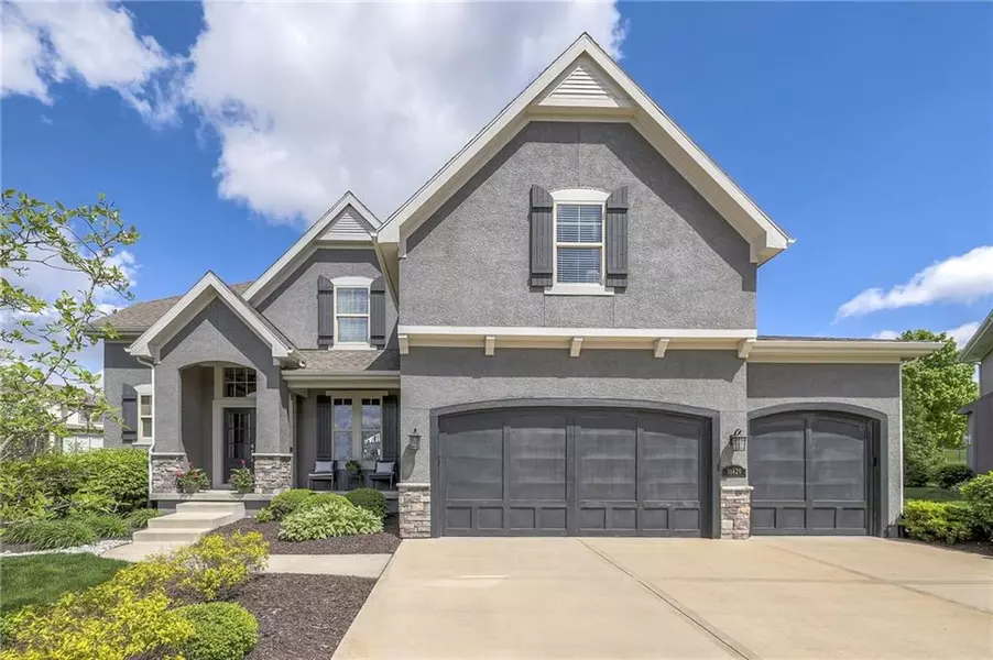 16429 Knox ST, Overland Park, KS 66085