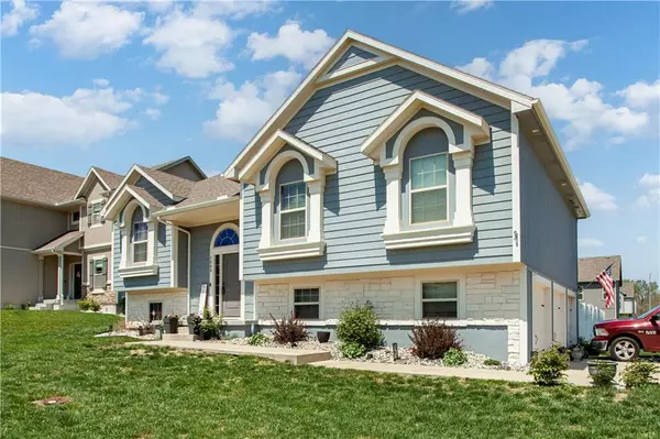 Grain Valley, MO 64029,1288 NW Lindenwood DR