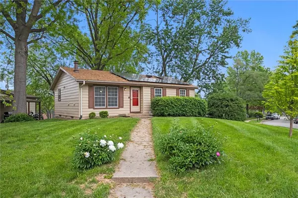 Liberty, MO 64068,1309 S Skyline DR
