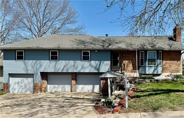 8220 Ohio AVE, Kansas City, KS 66112