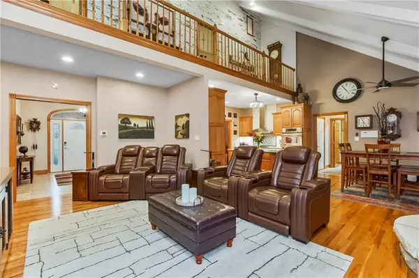 Lansing, KS 66043,702 Bellerive CT