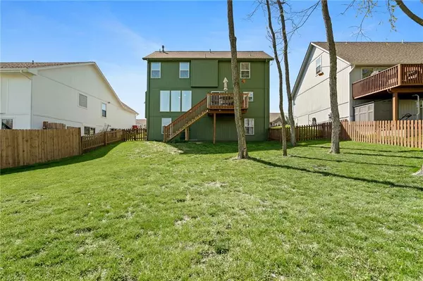 Independence, MO 64056,717 N Cloverdale AVE