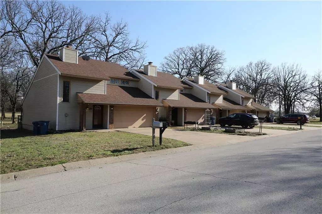 Carl Junction, MO 64834,150-156 Par LN