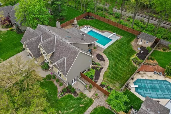 Kearney, MO 64060,216 Shawna DR