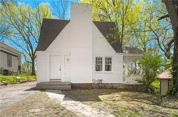 9617 E Independence AVE, Independence, MO 64053