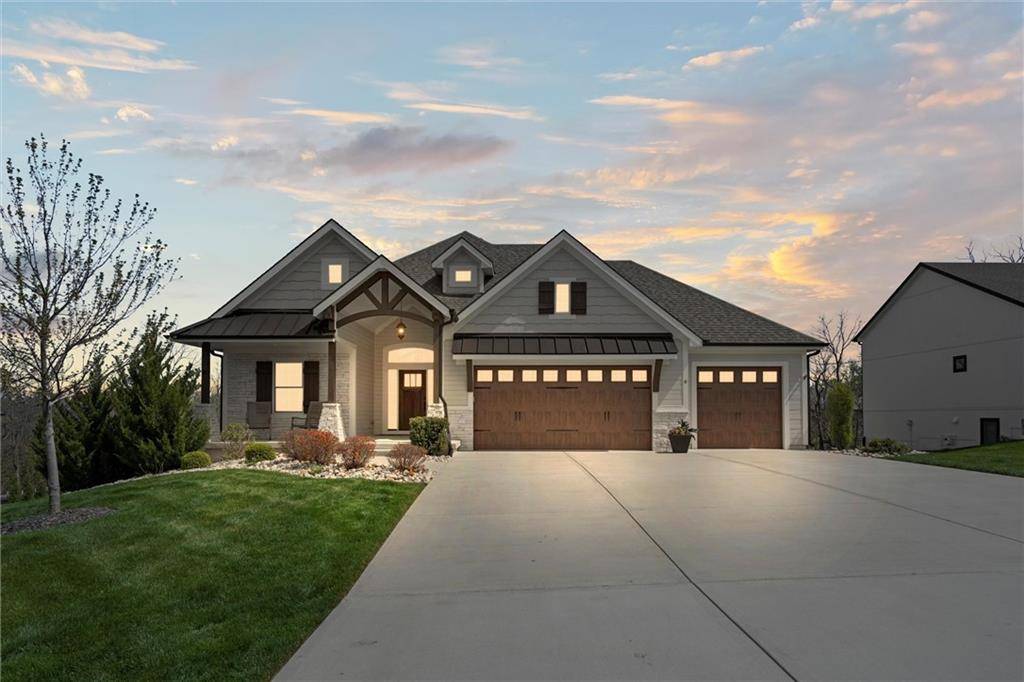 Lake Winnebago, MO 64034,6 Black Hawk DR