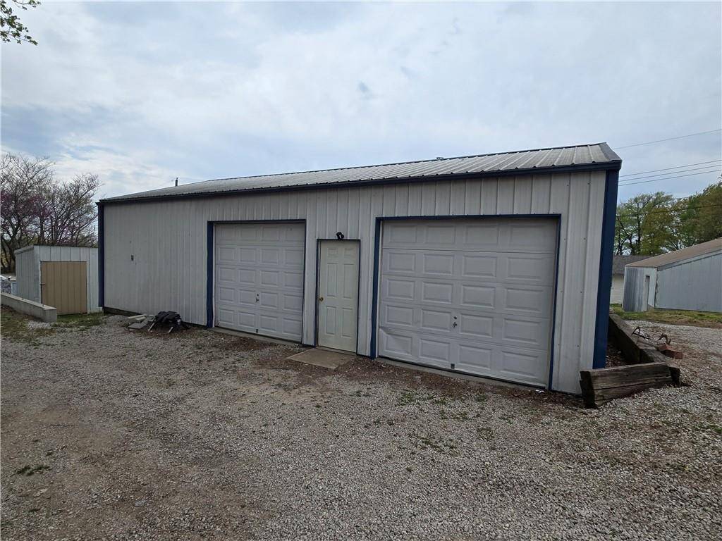 Wellington, MO 64097,514 W 224 HWY