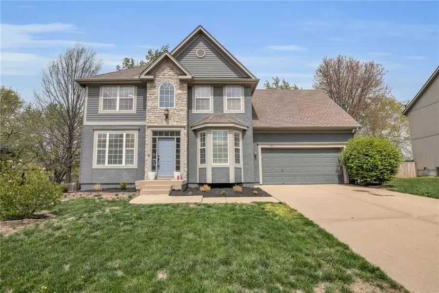 1104 N 3rd E ST, Louisburg, KS 64053