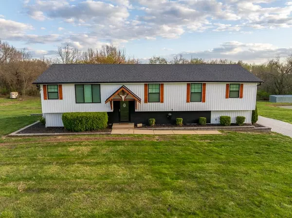 Kearney, MO 64060,20609 NE 161st ST