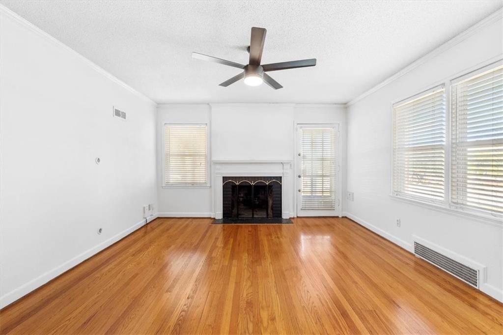 Kansas City, MO 64114,7901 WARD PARKWAY PLZ