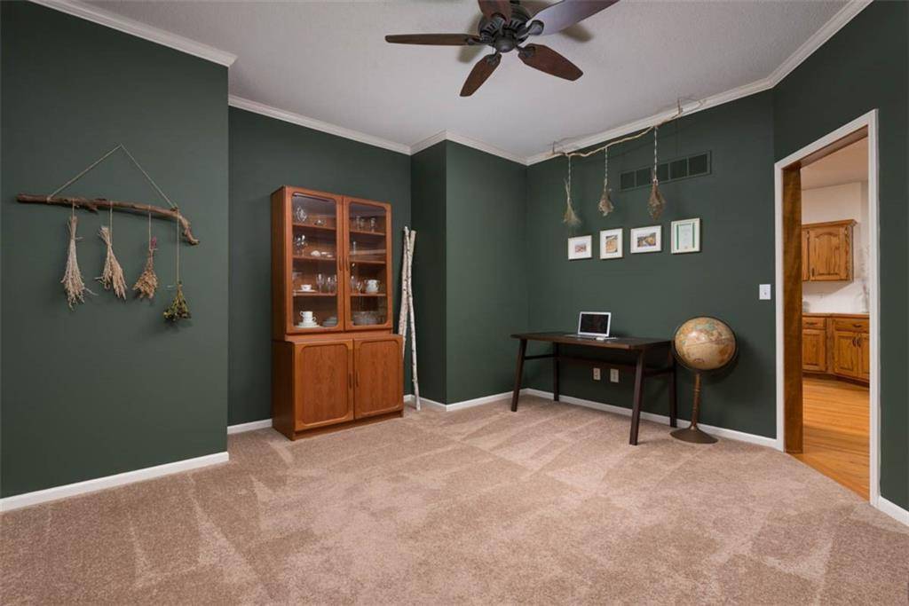Overland Park, KS 66223,15412 Maple ST