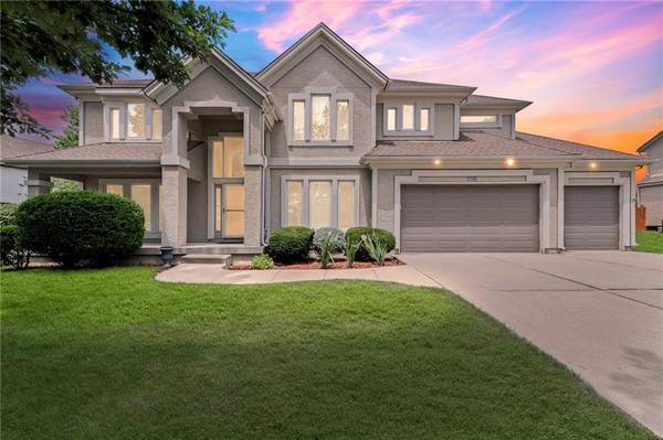 5108 W 150TH ST, Leawood, KS 66224