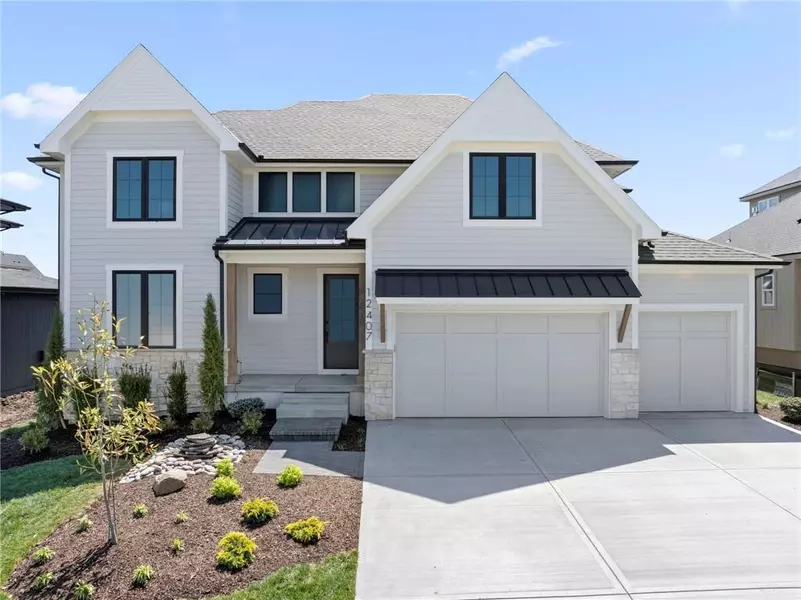 12407 W 183rd TER, Overland Park, KS 66013