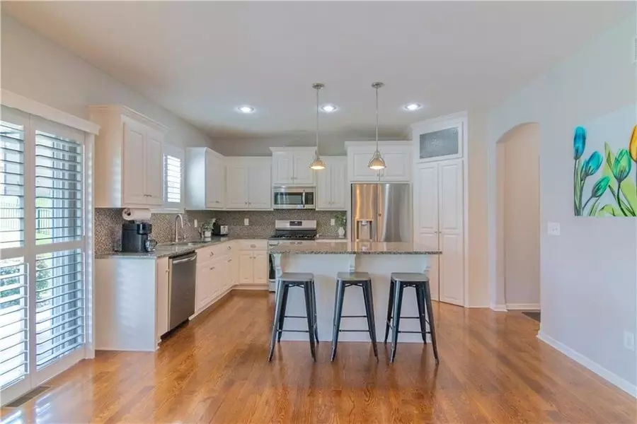 11009 KANE DR, Kansas City, KS 66109