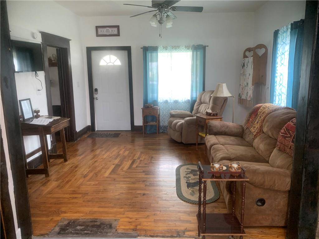 Jamesport, MO 64648,704 S Broadway N/A