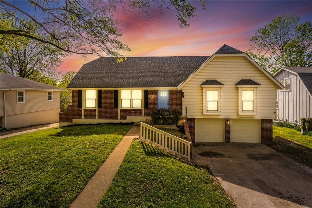 Blue Springs, MO 64015,1017 SW 19th ST