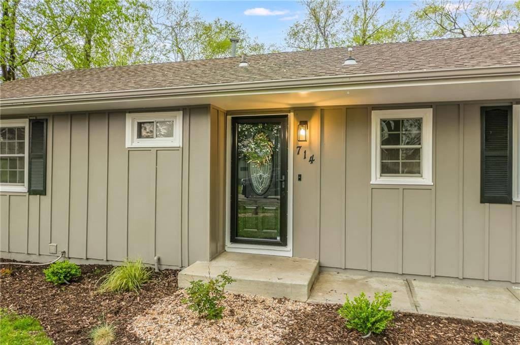 Lee's Summit, MO 64063,714 Green ST