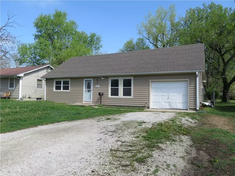 306 Kelly ST, Osawatomie, KS 66064