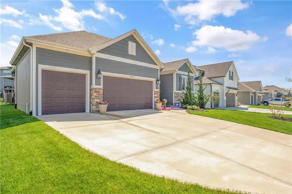 Olathe, KS 66062,16617 S Lichtenauer DR