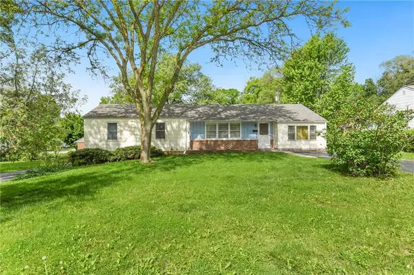Shawnee, KS 66203,6136 Ballentine AVE