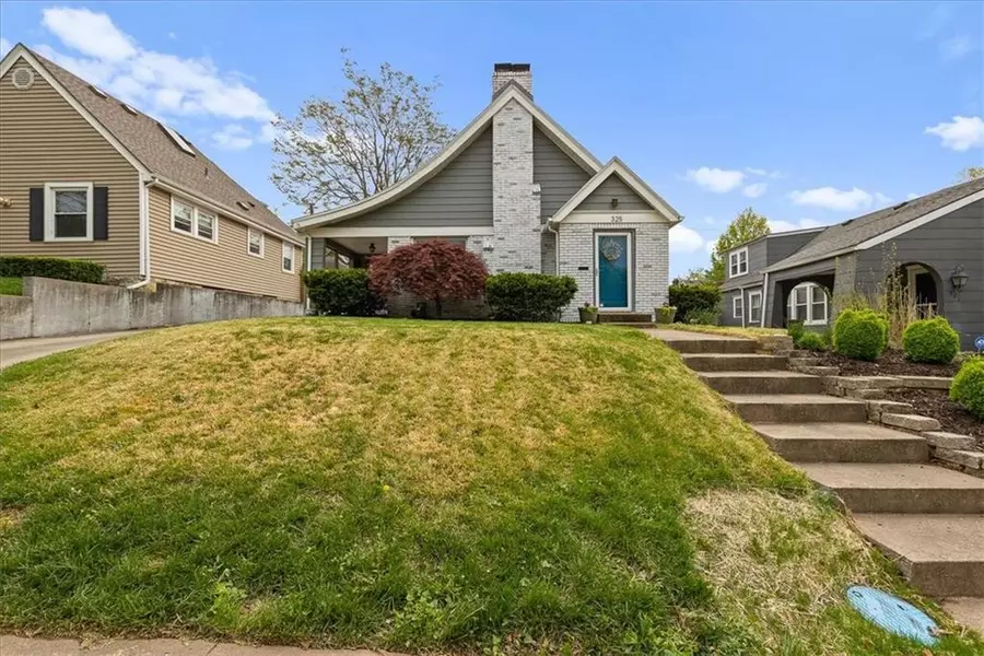 325 E 69th TER, Kansas City, MO 64113