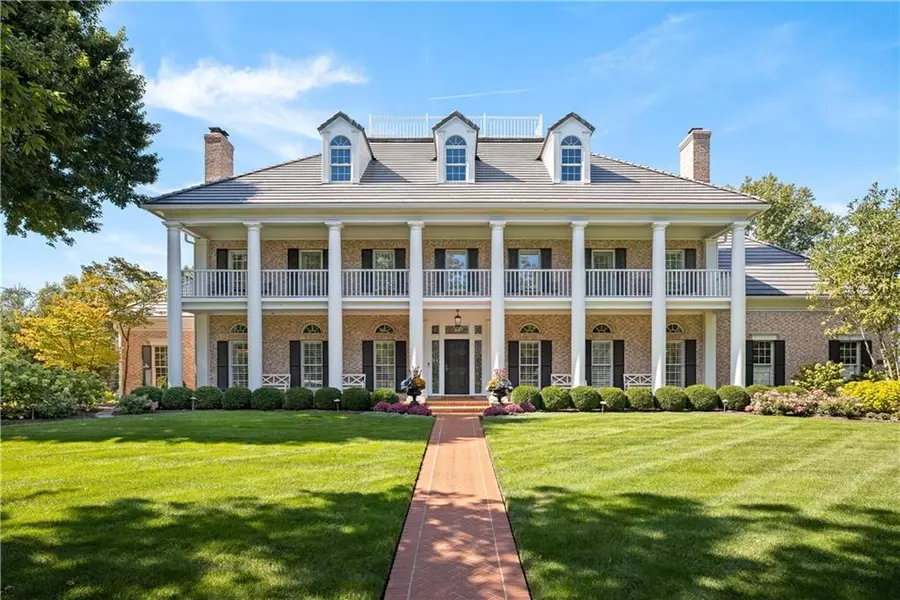 11712 Brookwood AVE, Leawood, KS 66211