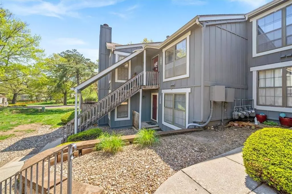 Overland Park, KS 66210,12661 W 110th TER