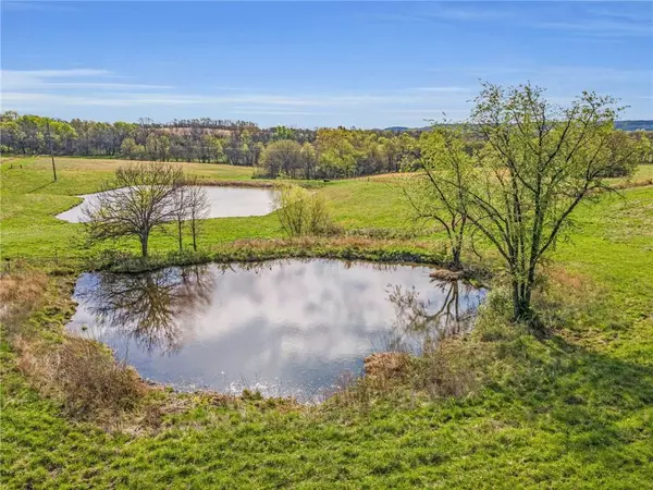 Bogard, MO 64622,19601 CR 138 RD