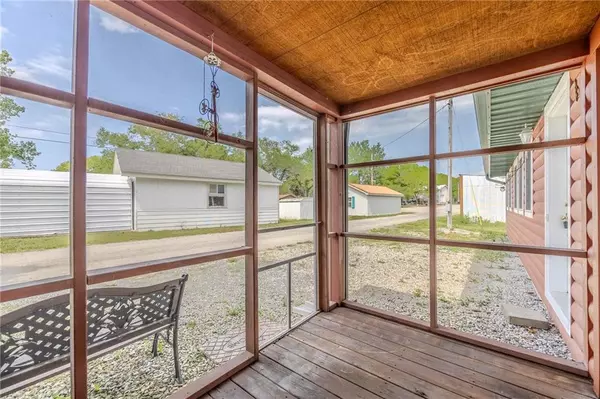 Warsaw, MO 65355,28848 Paradise DR