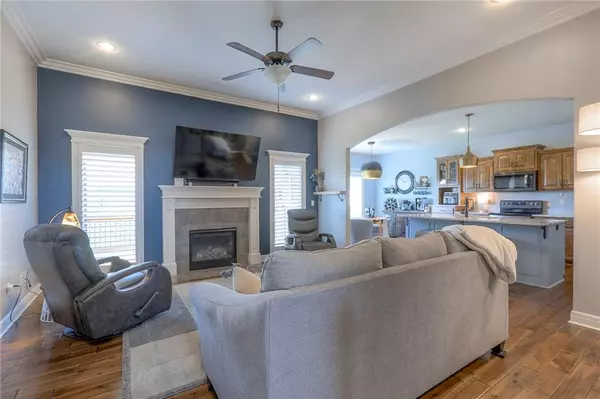 Parkville, MO 64152,7440 NW Damon DR