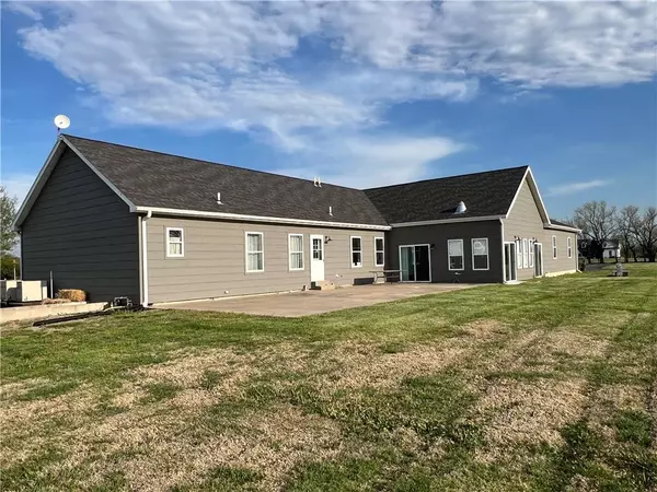 Iola, KS 66749,1988 Nebraska RD