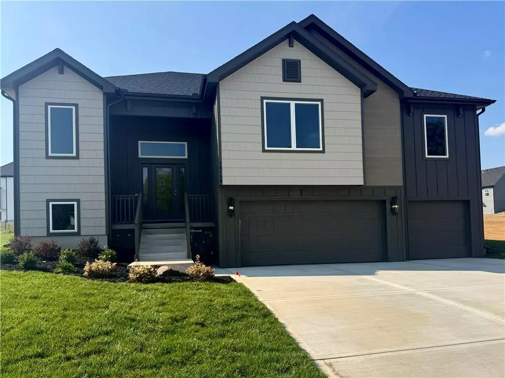 Platte City, MO 64079,18150 NW 127th ST