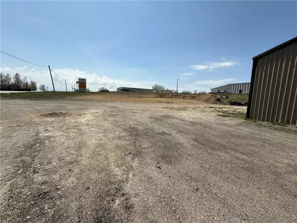 Maryville, MO 64468,23763 US 71 HWY