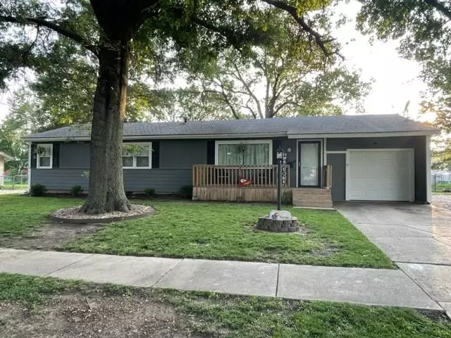 1031 N 18th PL, Independence, KS 67301