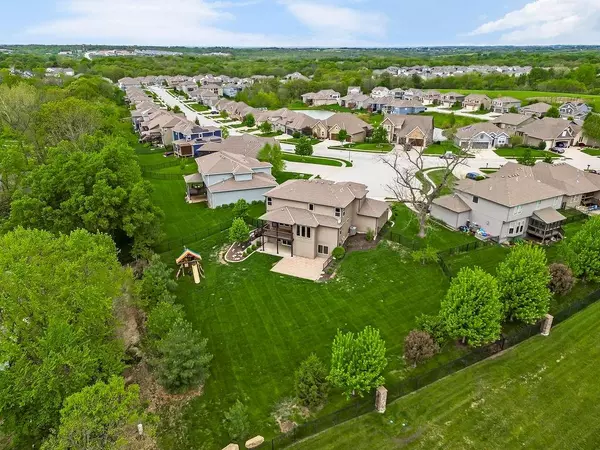 Parkville, MO 64152,7225 NW Lundergan CT