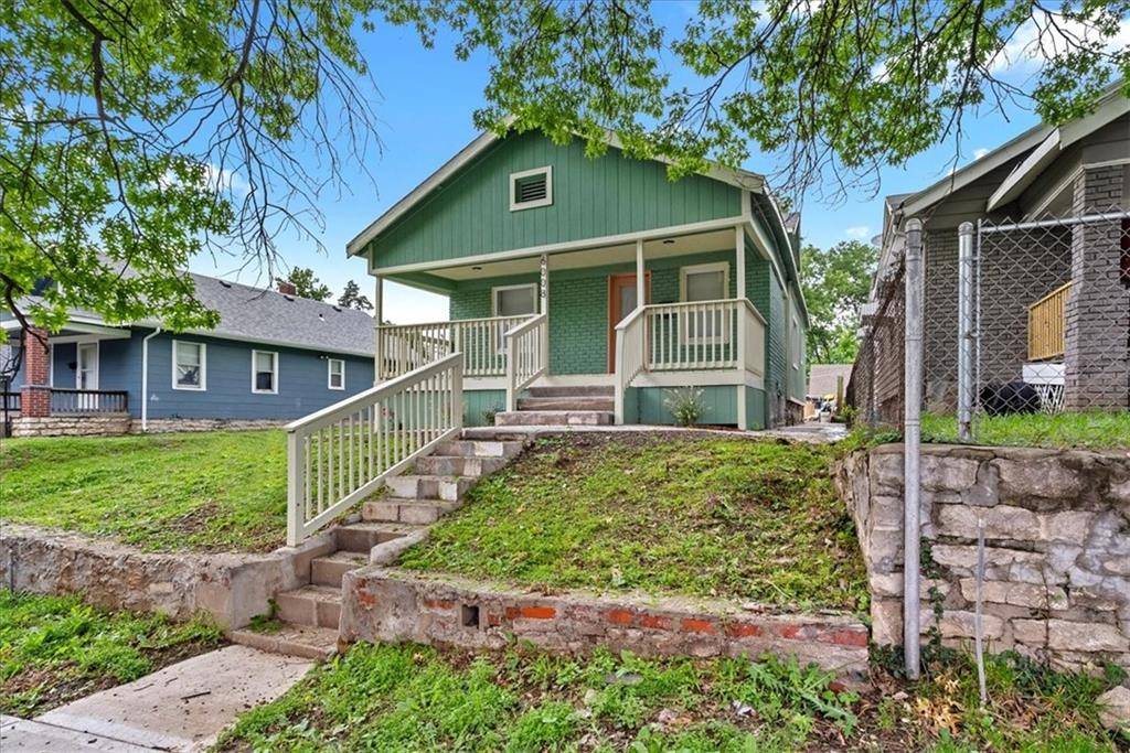 6008 E 9th ST, Kansas City, MO 64125
