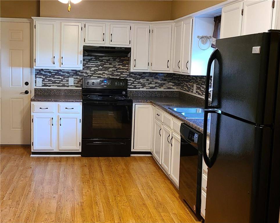Richmond, MO 64085,502 Benton ST