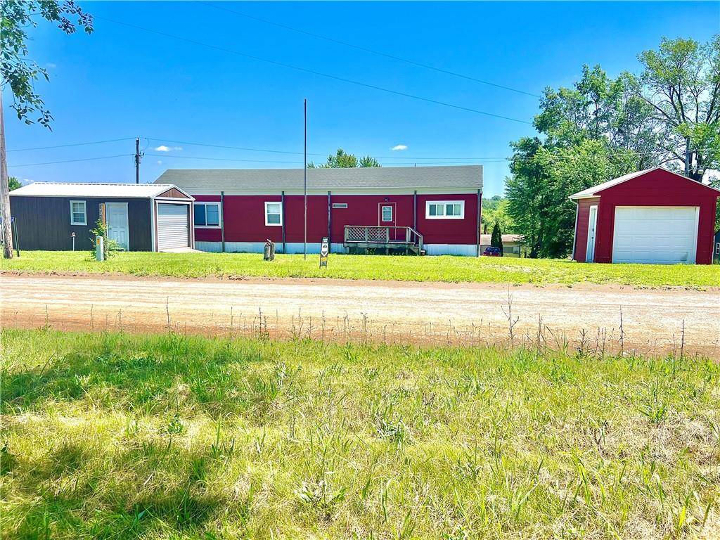 15823 Colorado PL, Princeton, MO 64673