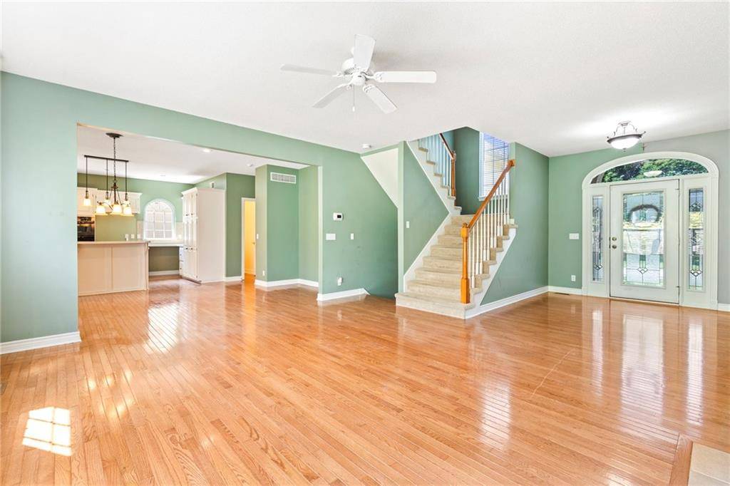 Shawnee, KS 66218,21710 W 61st ST