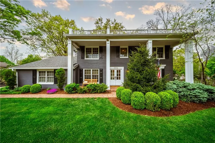 3904 W 91st ST, Prairie Village, KS 66207