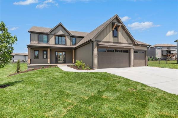 2314 SW Serena PL, Lee's Summit, MO 64082