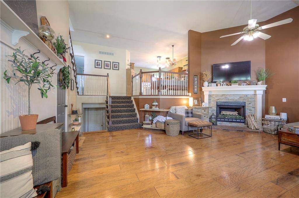 Raymore, MO 64083,137 N Highland DR