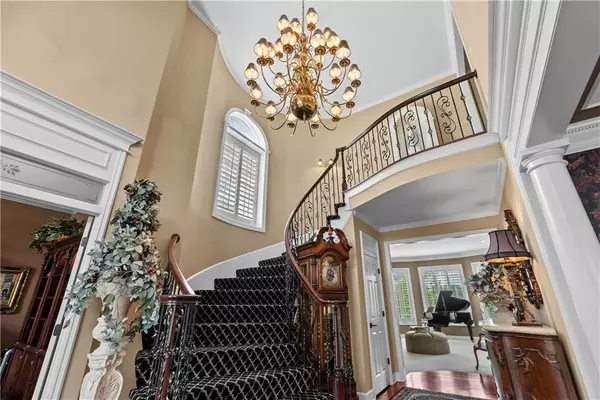 Leawood, KS 66224,15320 Iron Horse CIR