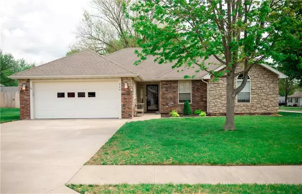 500 N Webster ST, Nevada, MO 64772